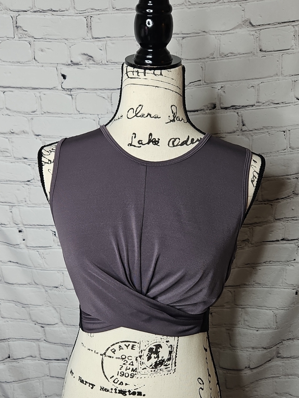 Fabletics Pia Cross Front Cropped Athletic Tank Purple/Grey/Black Size Medium